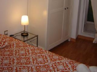 Km1 Amparo Apartments Madrid Ngoại thất bức ảnh